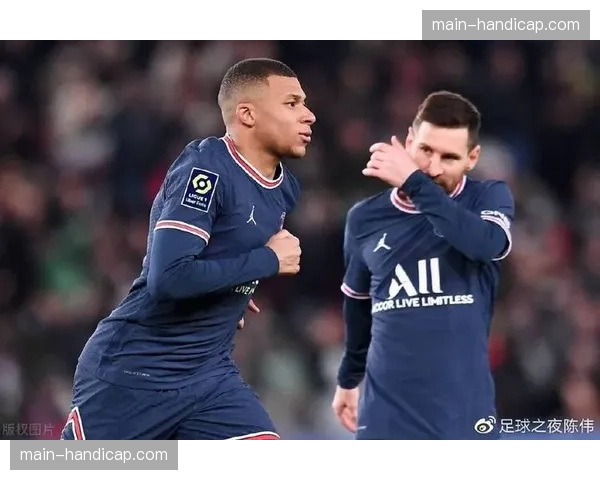 战术演变观察：三中卫体系在法甲中下游球队的流行与应用效果